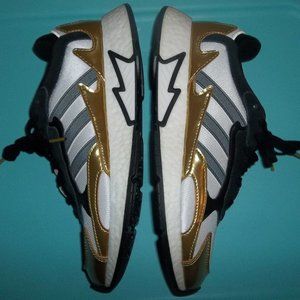 BNWT Men or Women ADIDAS Metallic Gold Tresc Run Sneakers Tennis Shoes